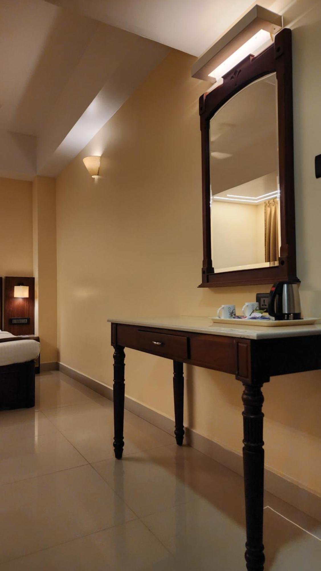 Hotel Arcadia Kottayam Exterior photo