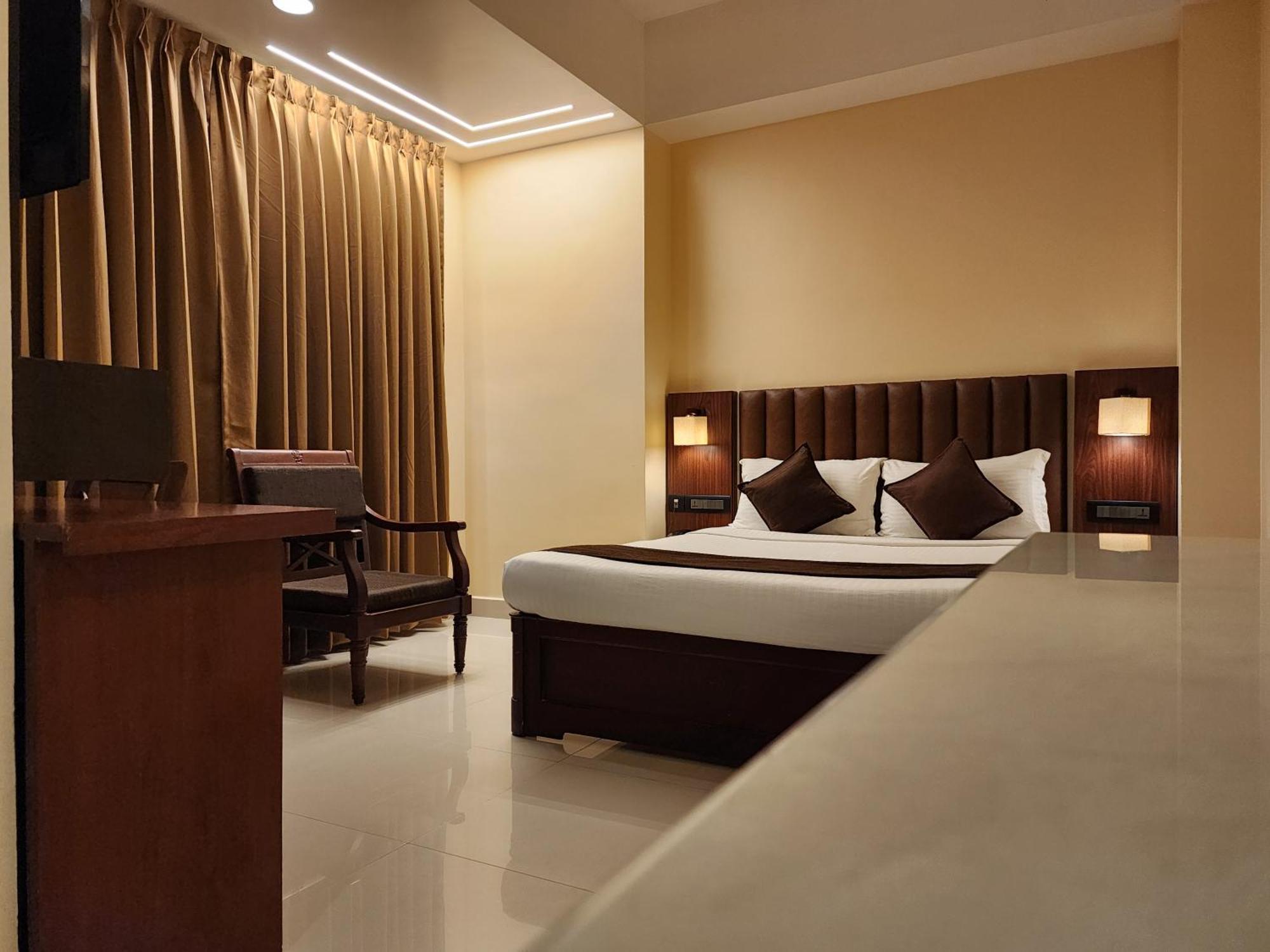 Hotel Arcadia Kottayam Exterior photo