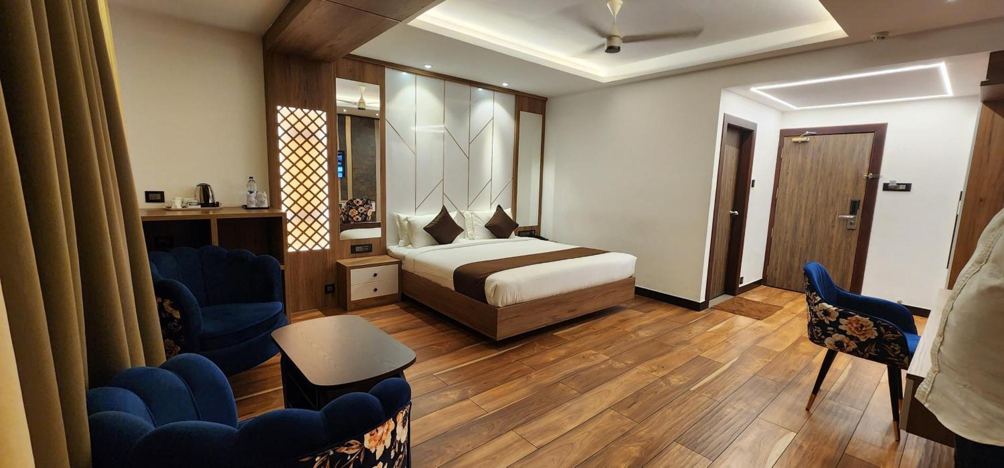 Hotel Arcadia Kottayam Exterior photo