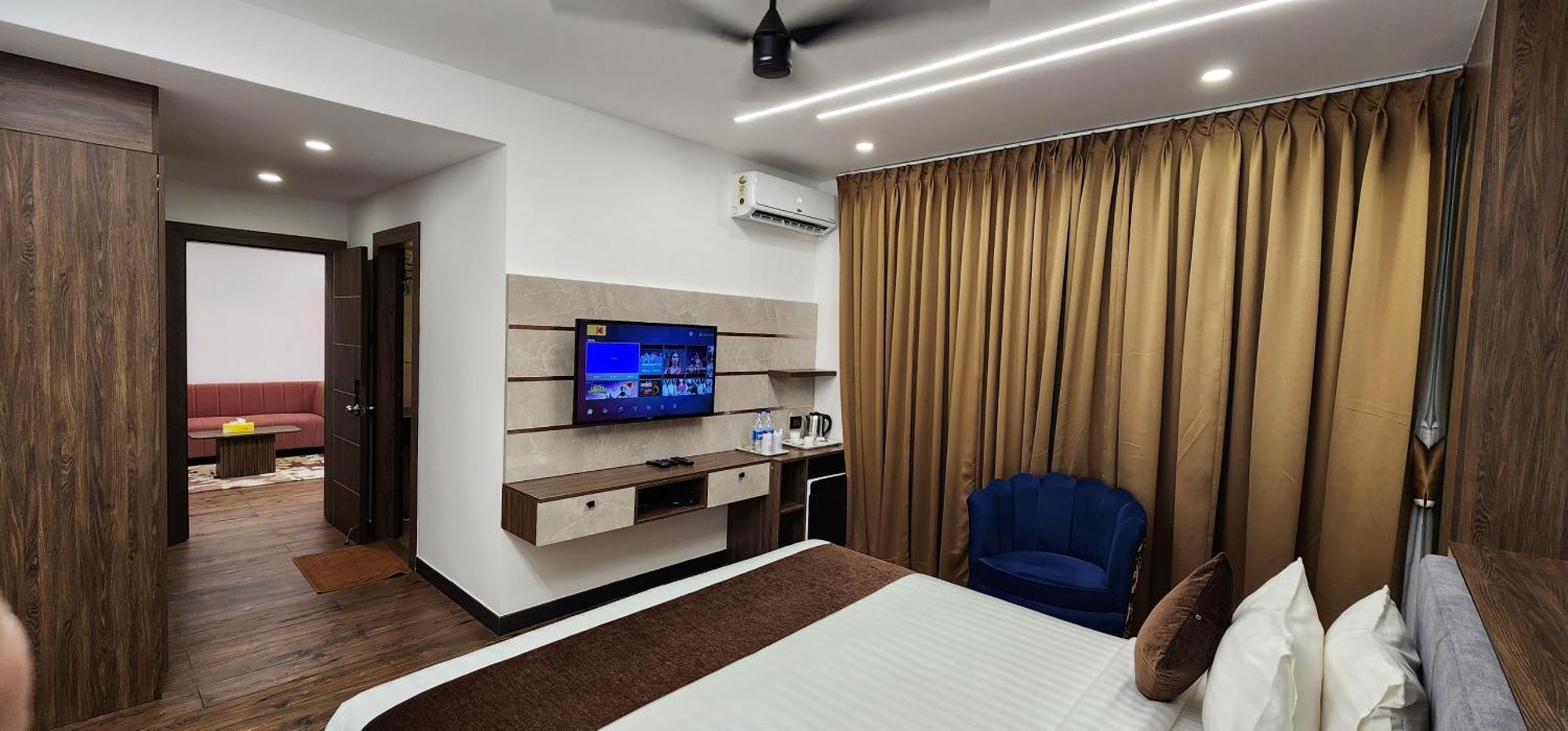 Hotel Arcadia Kottayam Exterior photo
